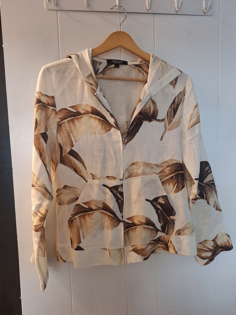 Wool Zip-Front Hooded Shirt Jacket with Brown Leaf Print
